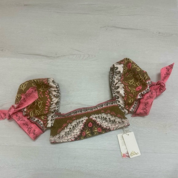 Agua Bendita Eileen Puff Sleeve Top. - Picture 4 of 6